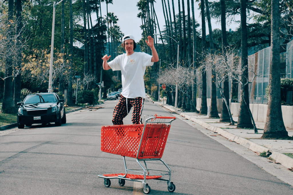 Fun video stories for e-commerce social media platforms